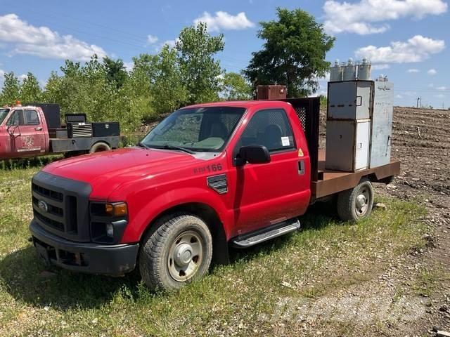 Ford F-250 شاحنات مسطحة/مفصلية الجوانب