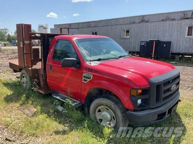 Ford F-250 شاحنات مسطحة/مفصلية الجوانب