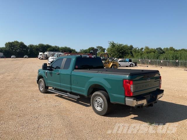 Ford F-250 أخرى