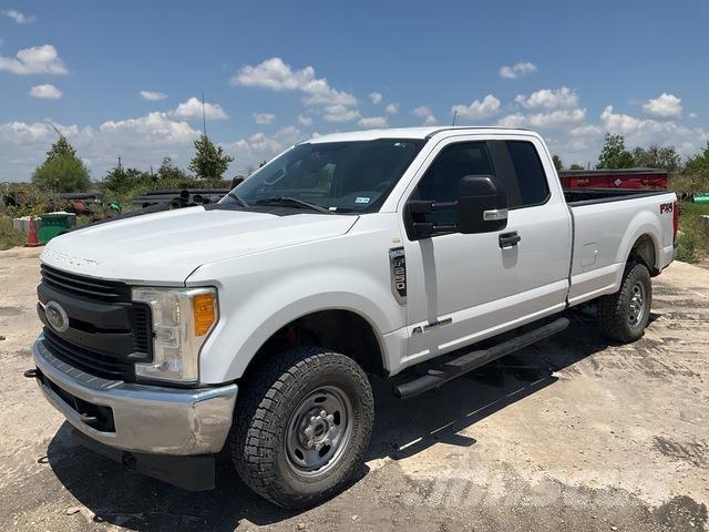 Ford F-250 أخرى