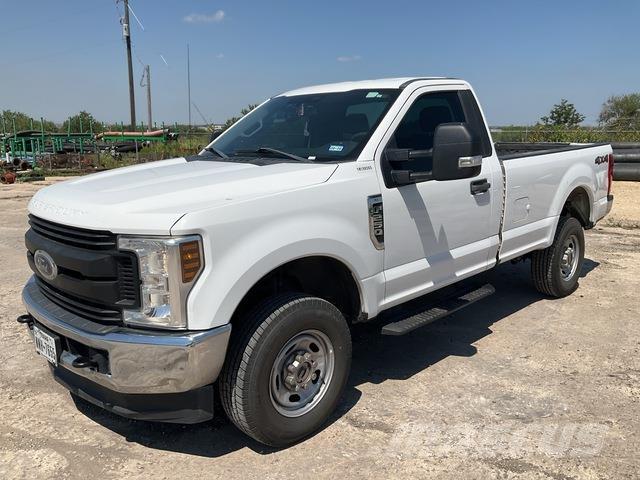 Ford F-250 أخرى