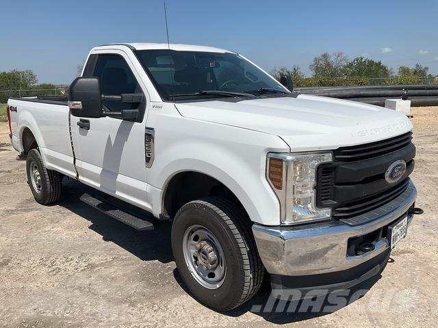 Ford F-250 أخرى