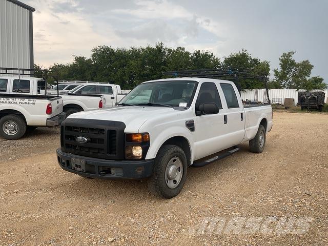 Ford F-250 شاحنات خفيفة/مفصلية الجوانب