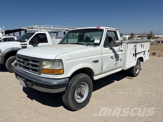 Ford F-250 شاحنات خفيفة/مفصلية الجوانب