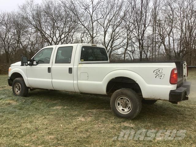 Ford F-250 شاحنات خفيفة/مفصلية الجوانب
