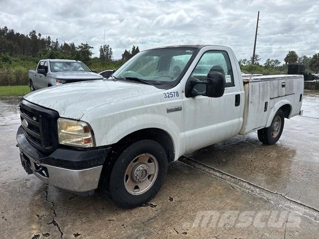 Ford F-250 شاحنات خفيفة/مفصلية الجوانب