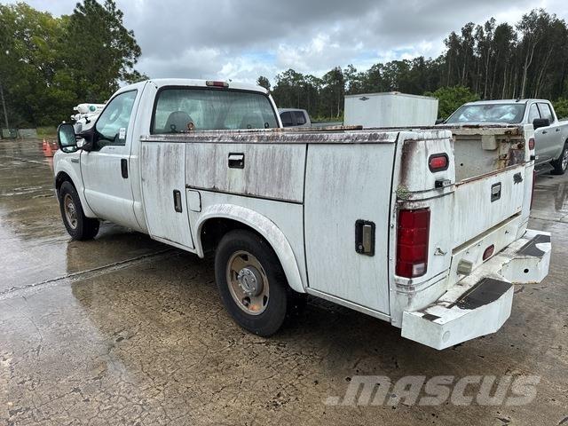 Ford F-250 شاحنات خفيفة/مفصلية الجوانب