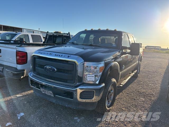 Ford F-250 شاحنات خفيفة/مفصلية الجوانب