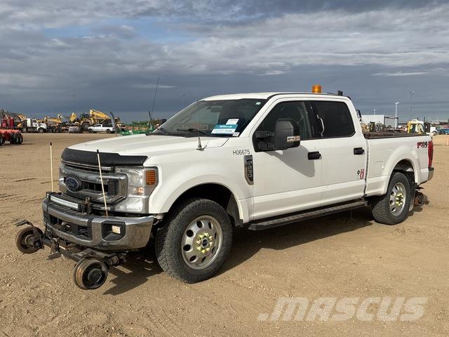 Ford F-250 شاحنات خفيفة/مفصلية الجوانب