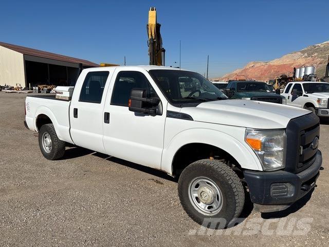 Ford F-250 شاحنات خفيفة/مفصلية الجوانب