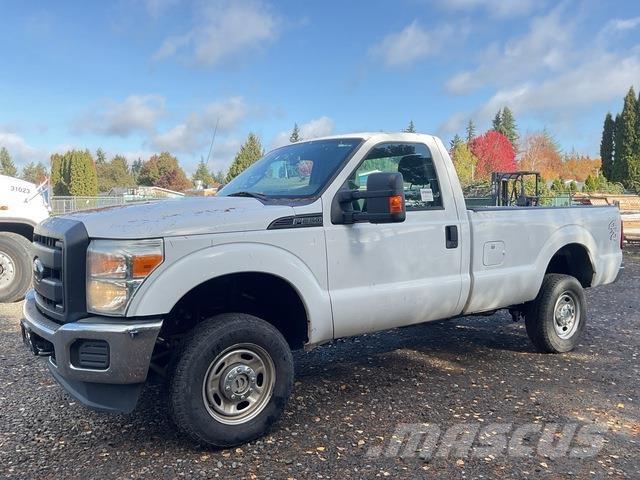 Ford F-250 شاحنات خفيفة/مفصلية الجوانب