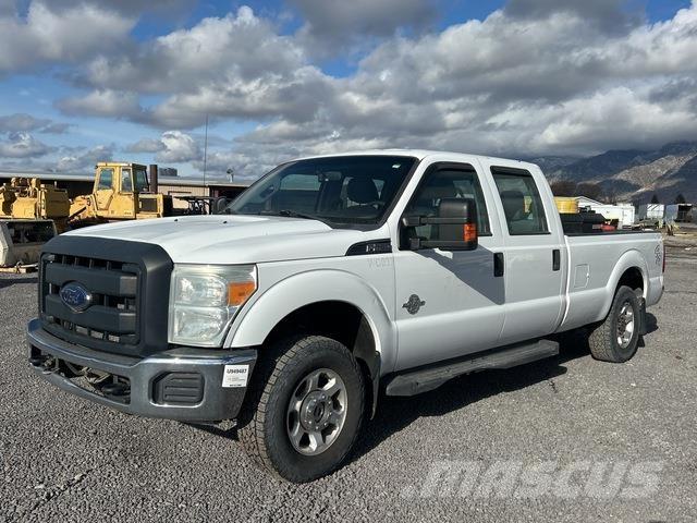 Ford F-250 شاحنات خفيفة/مفصلية الجوانب
