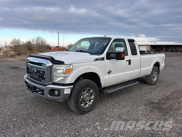 Ford F-250 شاحنات خفيفة/مفصلية الجوانب