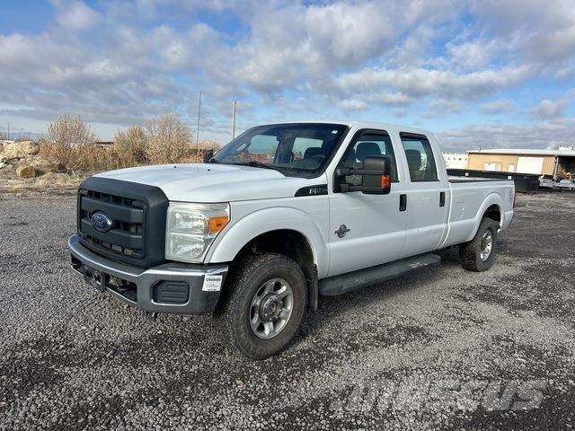 Ford F-250 شاحنات خفيفة/مفصلية الجوانب
