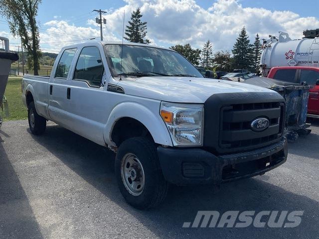 Ford F-250 شاحنات خفيفة/مفصلية الجوانب