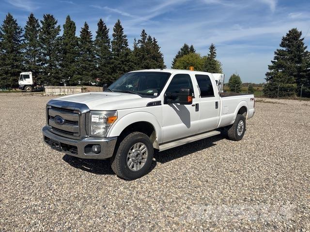Ford F-350 شاحنات خفيفة/مفصلية الجوانب