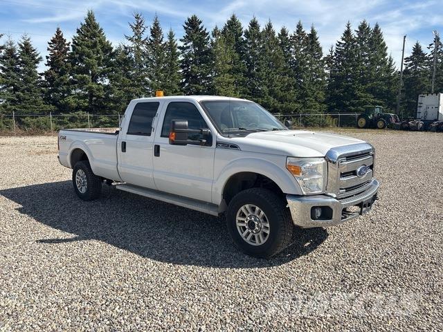 Ford F-350 شاحنات خفيفة/مفصلية الجوانب