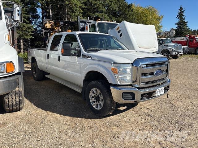 Ford F-350 شاحنات خفيفة/مفصلية الجوانب