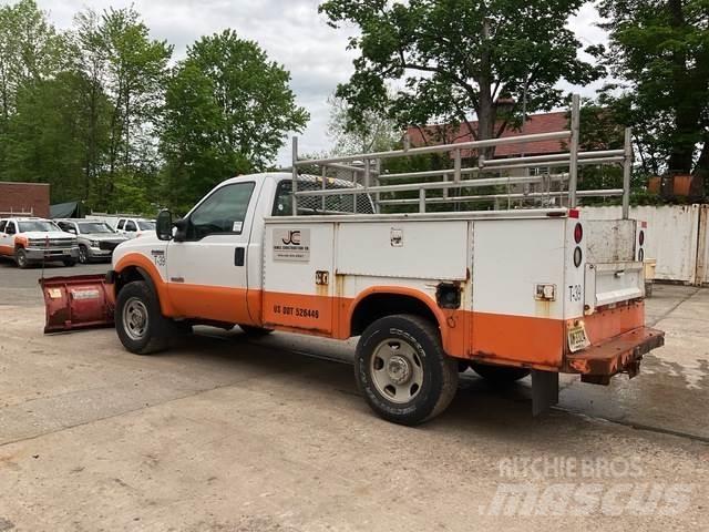 Ford F-350 شاحنات خفيفة/مفصلية الجوانب