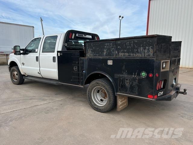 Ford F-350 شاحنات خفيفة/مفصلية الجوانب