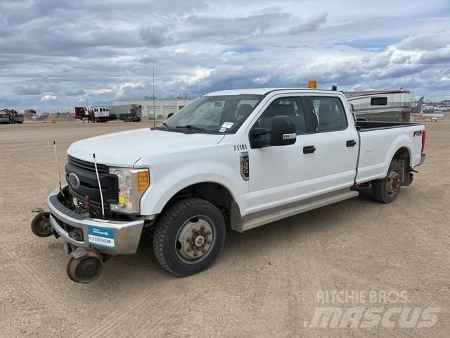 Ford F-350 أخرى