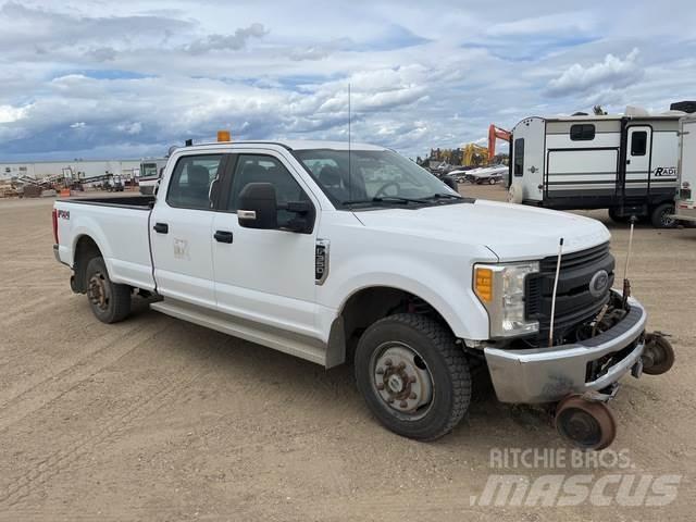 Ford F-350 أخرى