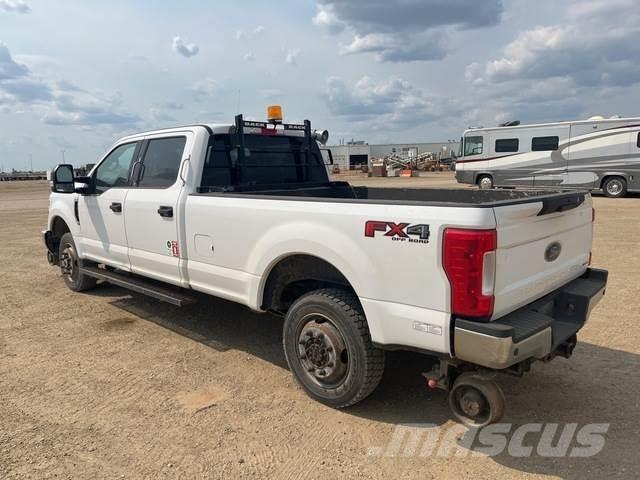 Ford F-350 أخرى