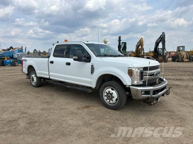 Ford F-350 أخرى