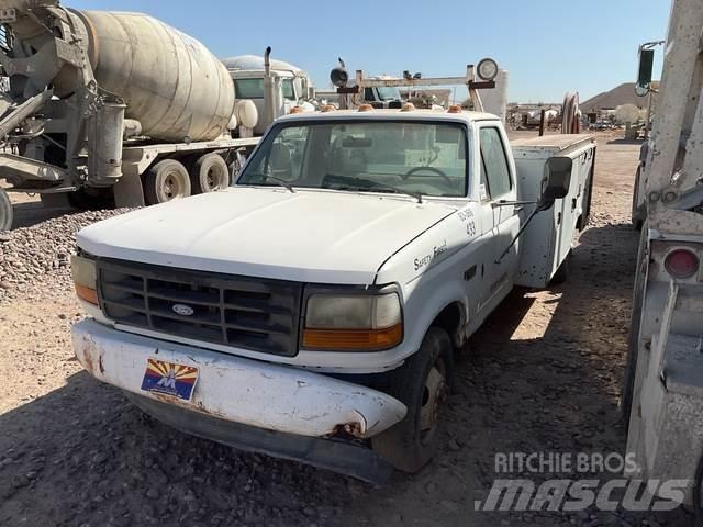 Ford F-350 شاحنات خفيفة/مفصلية الجوانب
