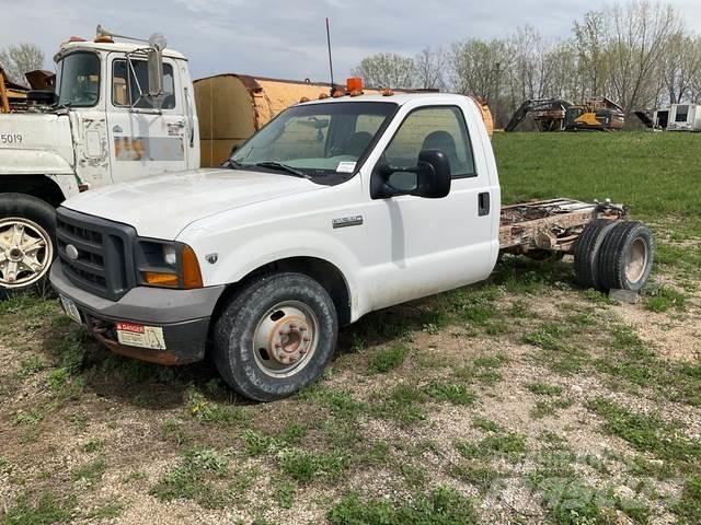 Ford F-350 كابينة والداخلية