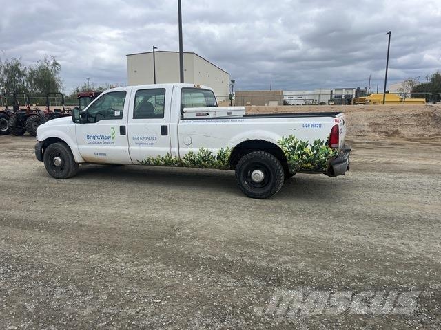 Ford F-350 شاحنات خفيفة/مفصلية الجوانب
