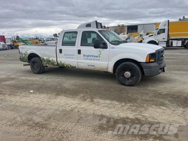 Ford F-350 شاحنات خفيفة/مفصلية الجوانب