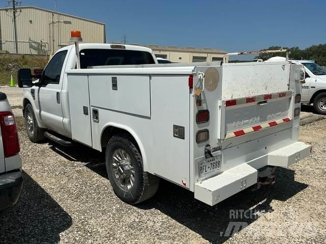 Ford F-350 شاحنات خفيفة/مفصلية الجوانب