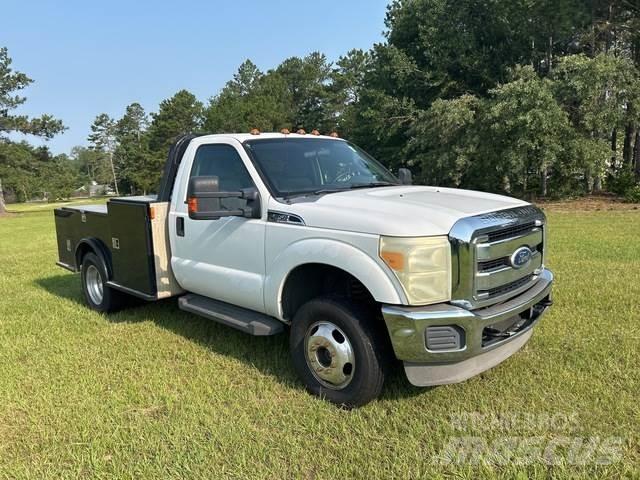 Ford F-350 شاحنات خفيفة/مفصلية الجوانب
