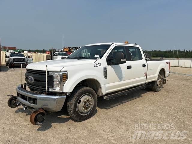 Ford F-350 أخرى