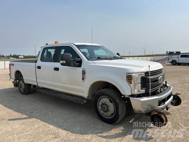 Ford F-350 أخرى