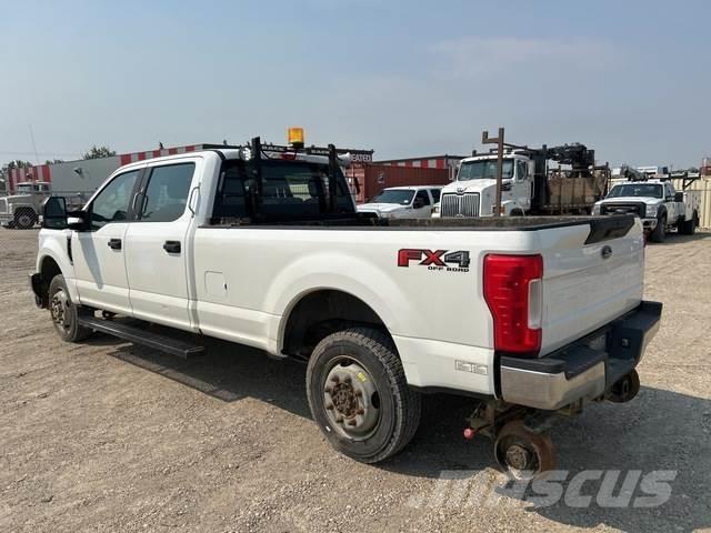 Ford F-350 أخرى