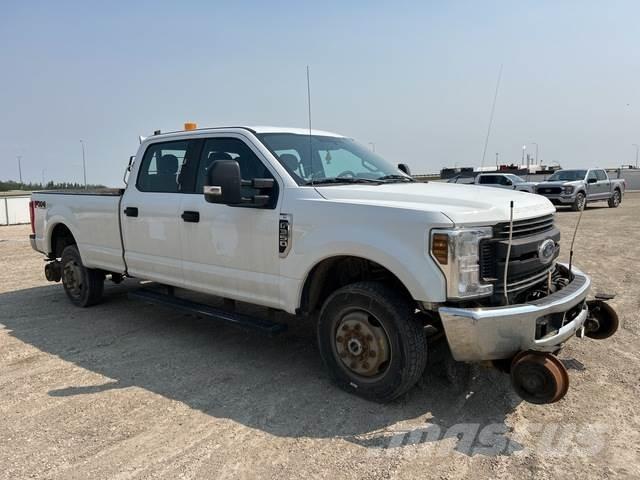 Ford F-350 أخرى