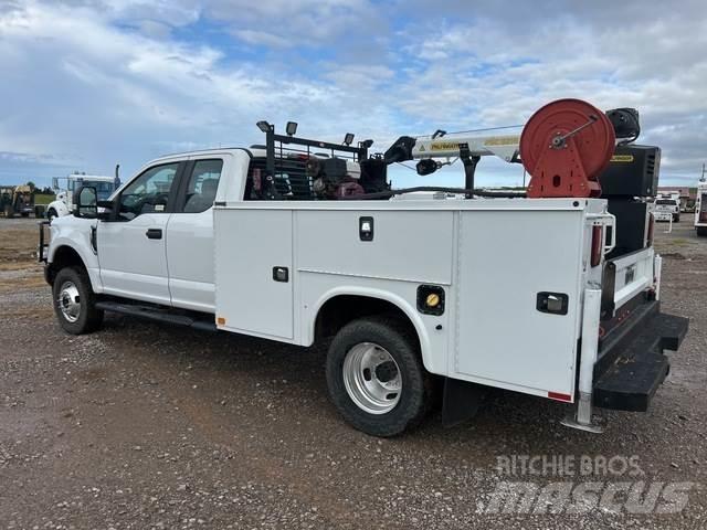 Ford F-350 مركبات الأغراض العامة