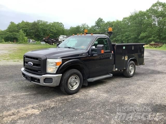 Ford F-350 شاحنات خفيفة/مفصلية الجوانب