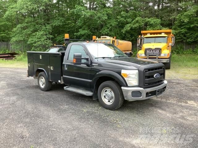 Ford F-350 شاحنات خفيفة/مفصلية الجوانب