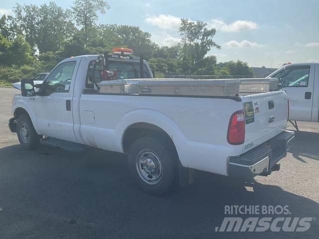 Ford F-350 أخرى