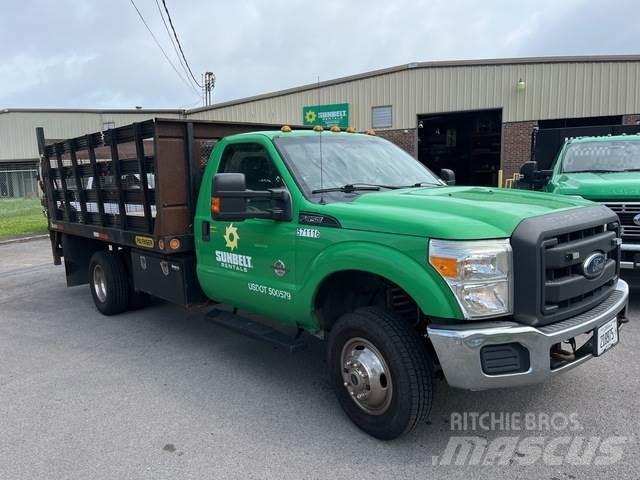 Ford F-350 شاحنات مسطحة/مفصلية الجوانب