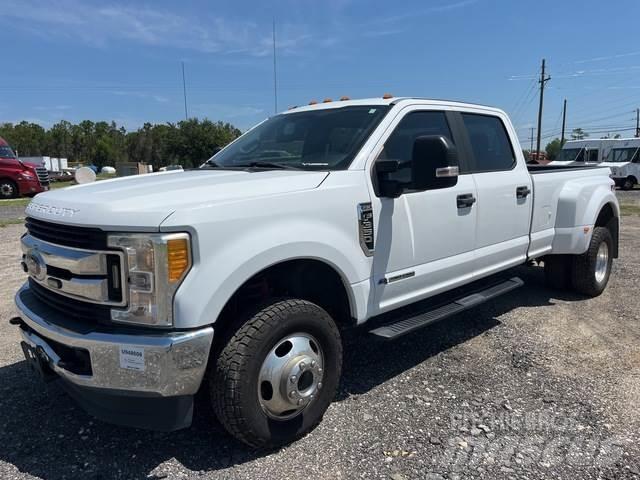 Ford F-350 أخرى