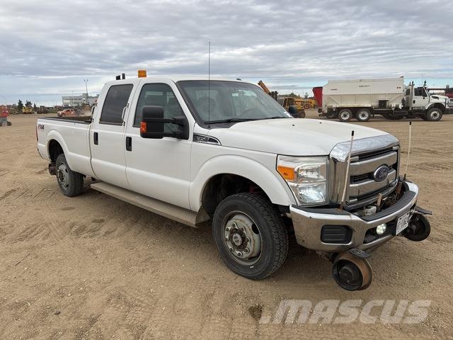 Ford F-350 شاحنات خفيفة/مفصلية الجوانب