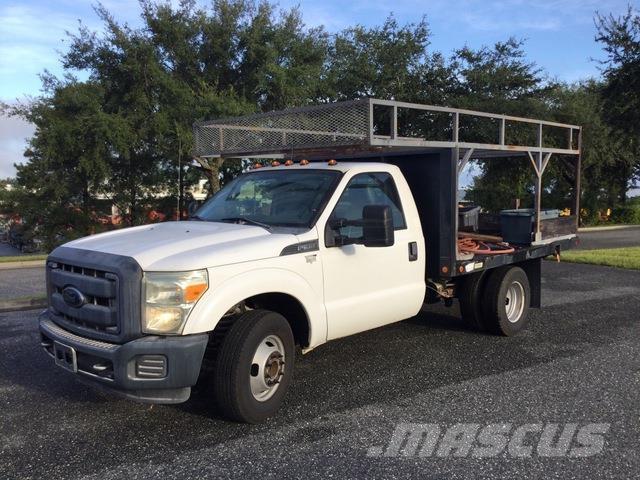 Ford F-350 شاحنات مسطحة/مفصلية الجوانب