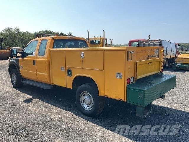 Ford F-350 شاحنات خفيفة/مفصلية الجوانب