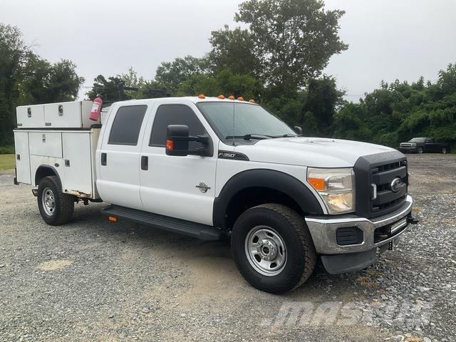 Ford F-350 شاحنات خفيفة/مفصلية الجوانب
