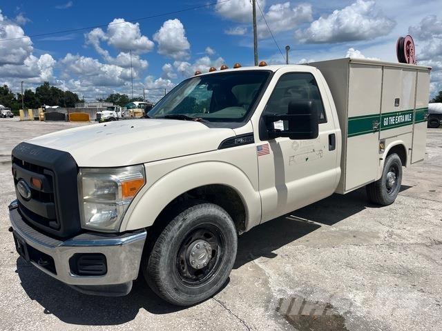 Ford F-350 شاحنات خفيفة/مفصلية الجوانب