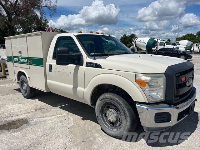 Ford F-350 شاحنات خفيفة/مفصلية الجوانب